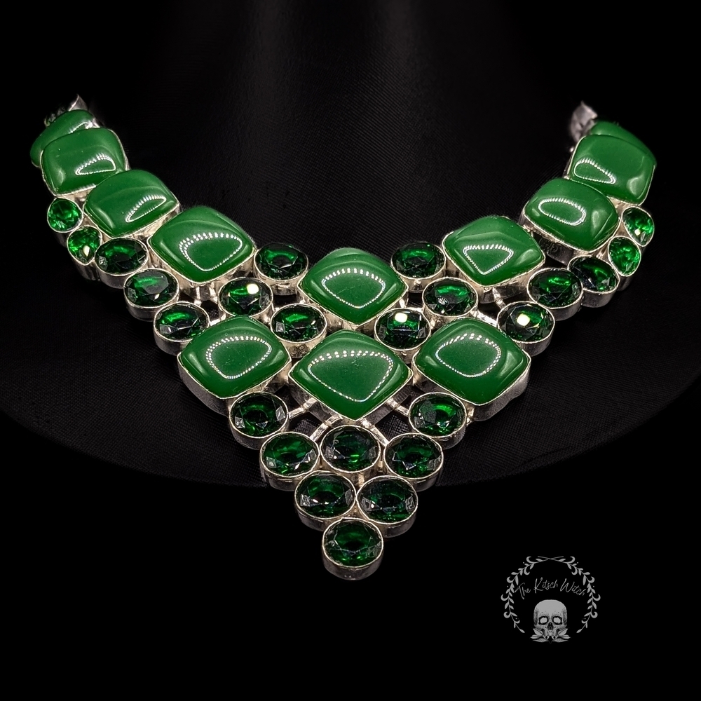 Elegant Green Statement Necklace